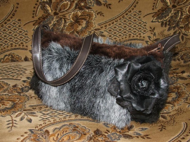 Fur handbag