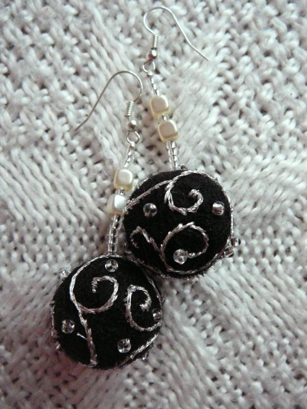 Black the colorful earrings