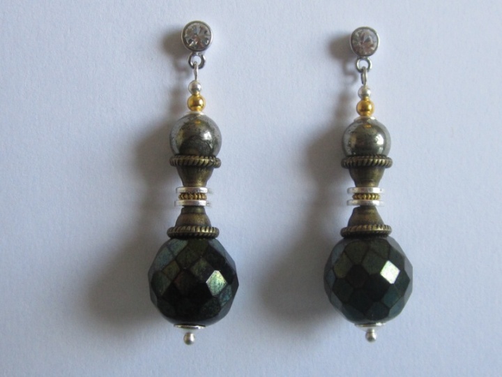 Earrings picture no. 3