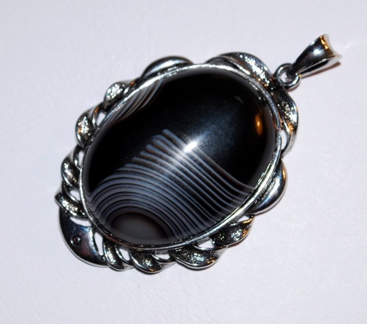 Pendant with sardonyx picture no. 2