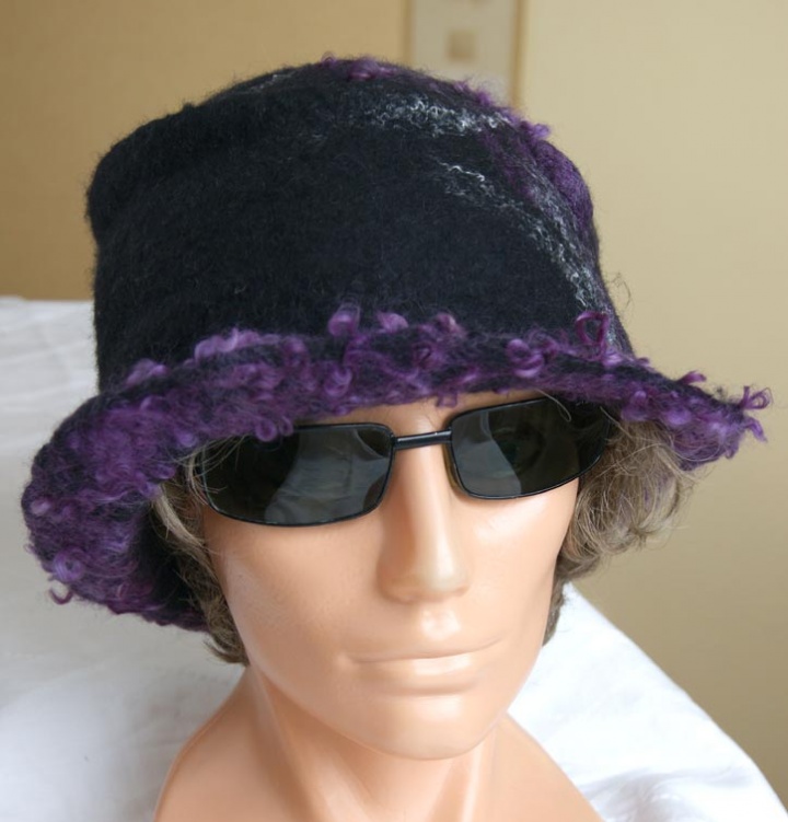 Purple hat picture no. 2