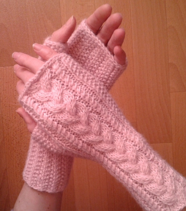 knitted wristlets