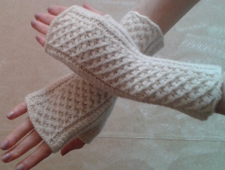 knitted wristlets