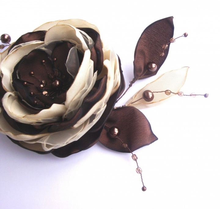 Brooch-flower.   Brown leaves.No.2 picture no. 2