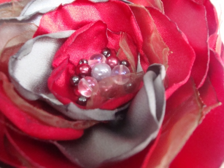 Brooch-flower with red petals of gray picture no. 3