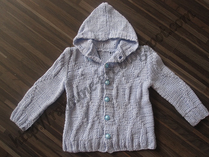 Baby cotton sweater with a hood picture no. 2