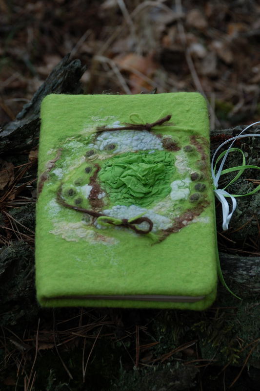 Moss notebook picture no. 2