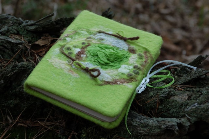 Moss notebook picture no. 3