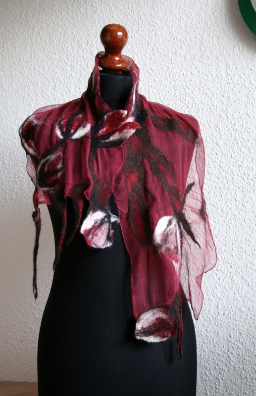 Scarf " magnolia spell "