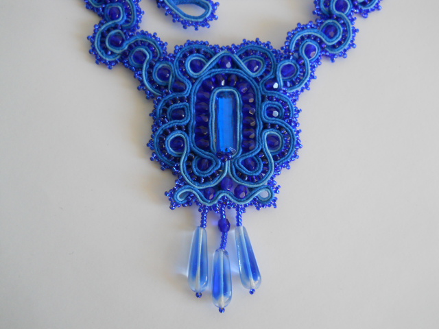 Necklace picture no. 2