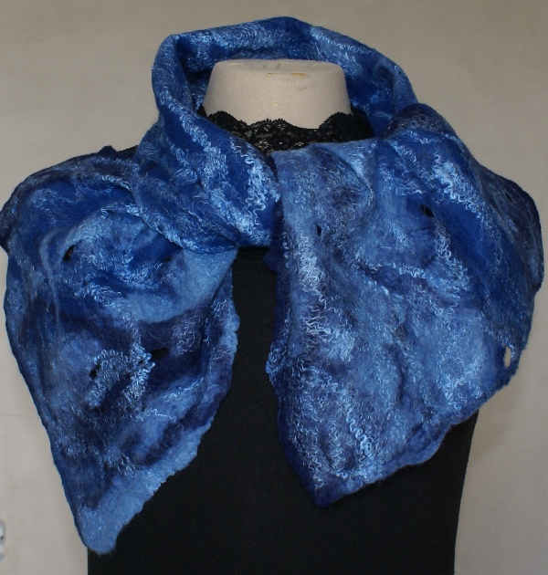 Wool scarf