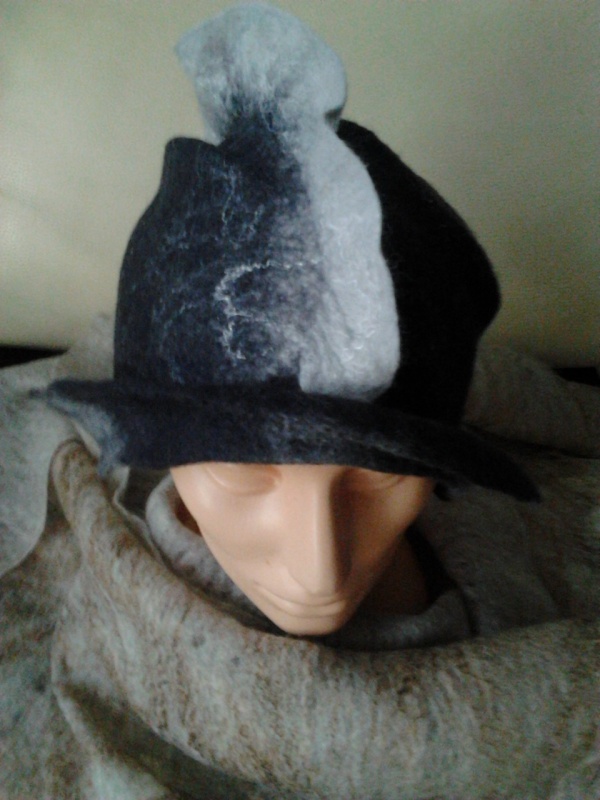 Felt hat " Tufted "