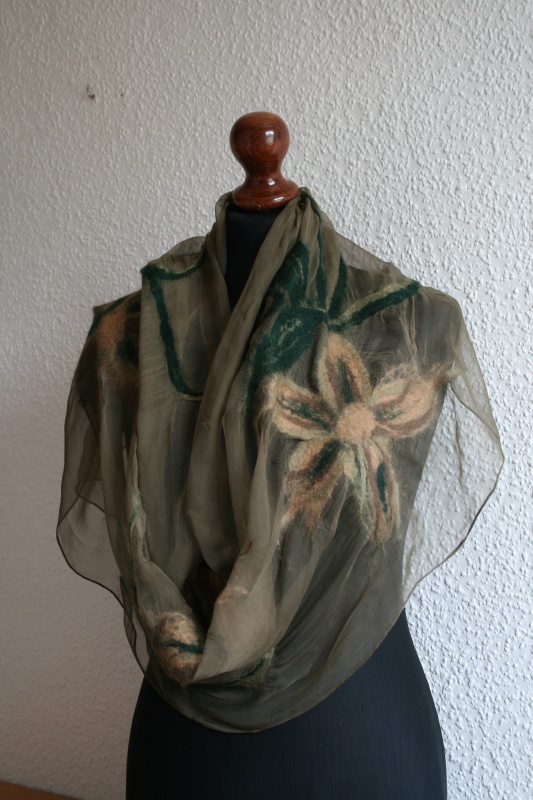 Scarf " MOSS " picture no. 2