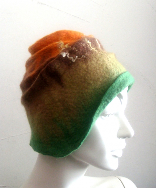 Felted merino wool hat " Fall "