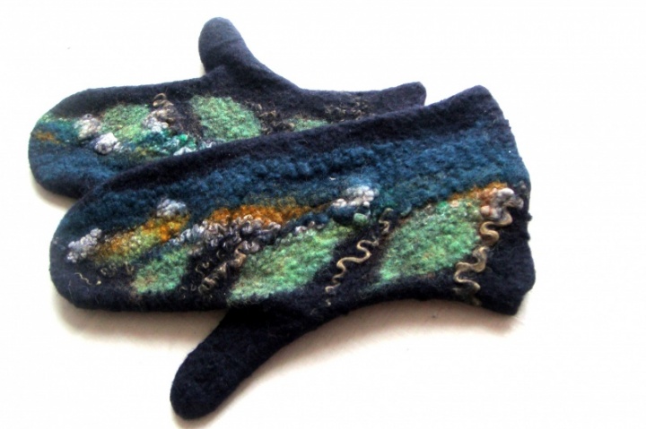 felted merino wool gloves