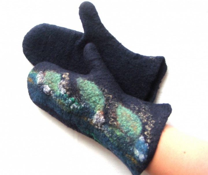 felted merino wool gloves picture no. 2