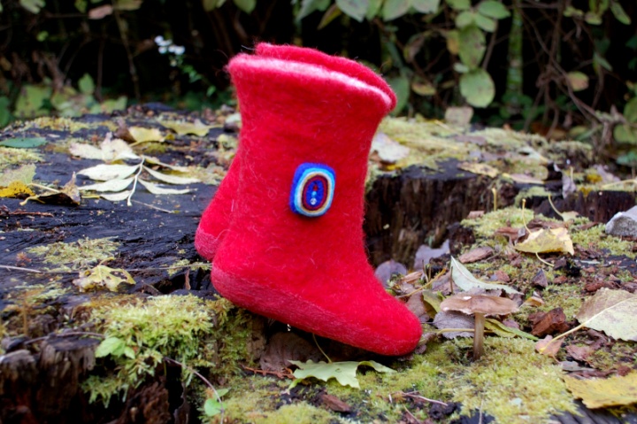 Red boots picture no. 2