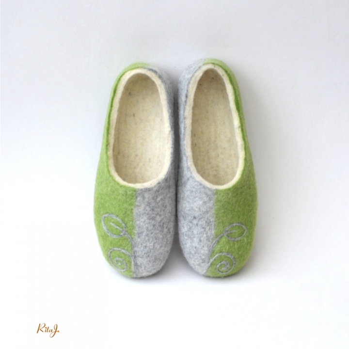 Felt slippers picture no. 2