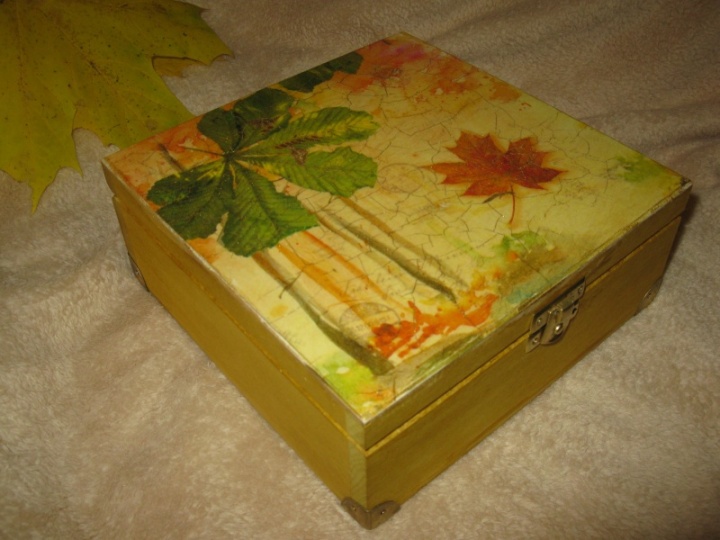 Box AUTUMN picture no. 2