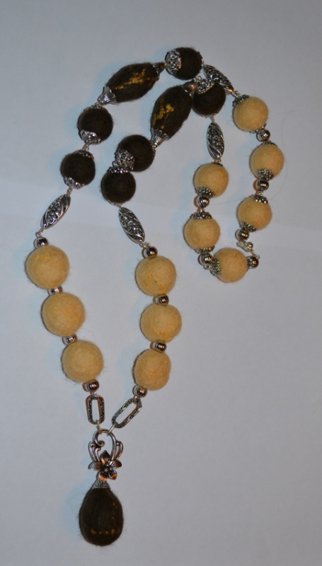 Autumn necklace