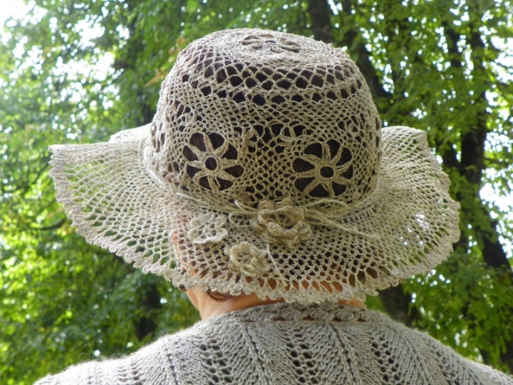 linen hat