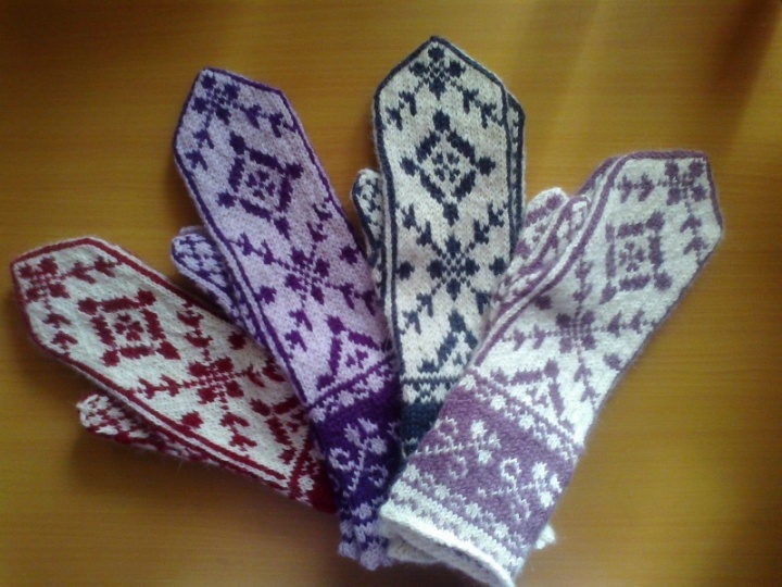 patterned long gloves picture no. 2