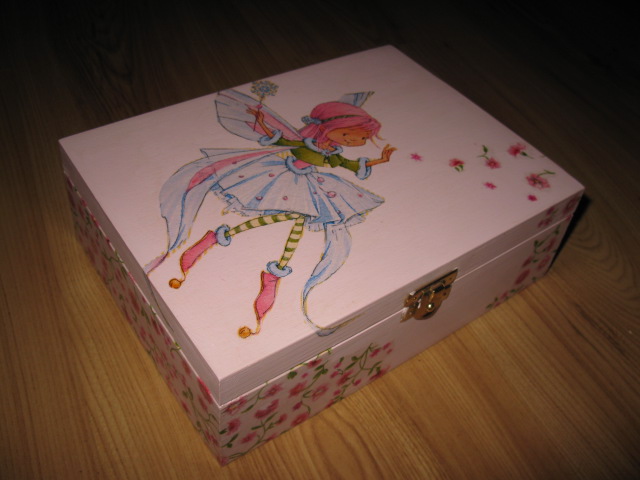 Jewelry boxes girl