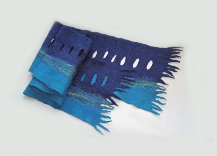 Felting processes masculine scarf