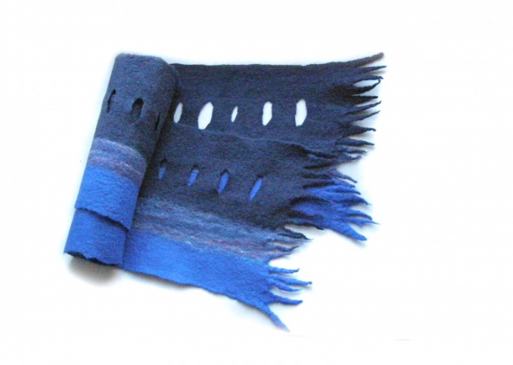 Felting processes masculine scarf picture no. 2