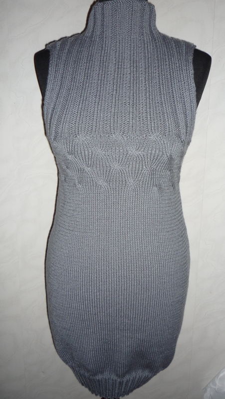 gray sleeveless dress