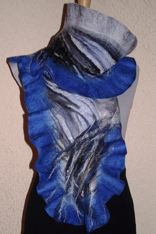 gray-blue scarf