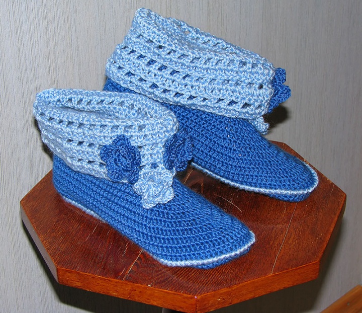 Slippers - shoes picture no. 2