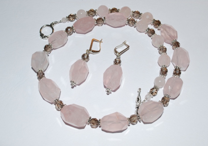 Rose quartz set