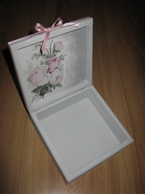 Vintage box ROSES picture no. 3