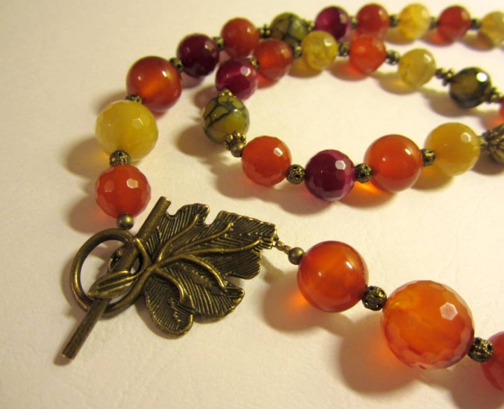 Necklace " fall color " picture no. 3