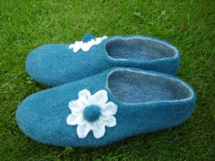 blue tapkutes