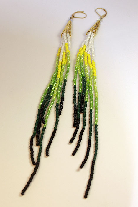 Very long earrings biseriniai