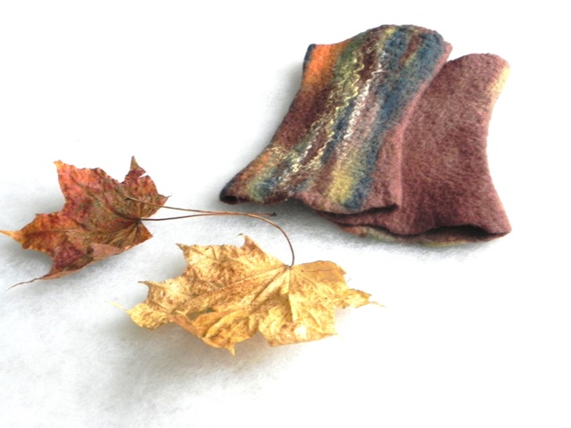 Felted wool riesines " Fall colors "