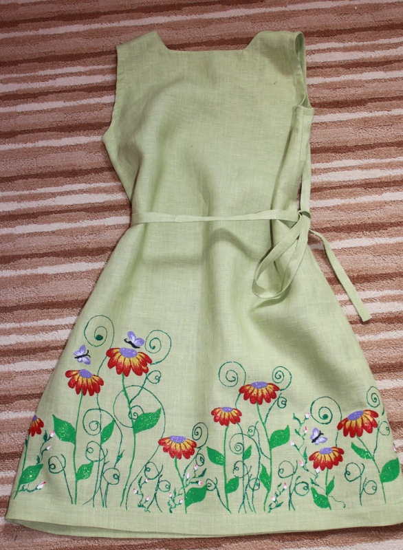 Childrens dress picture no. 2