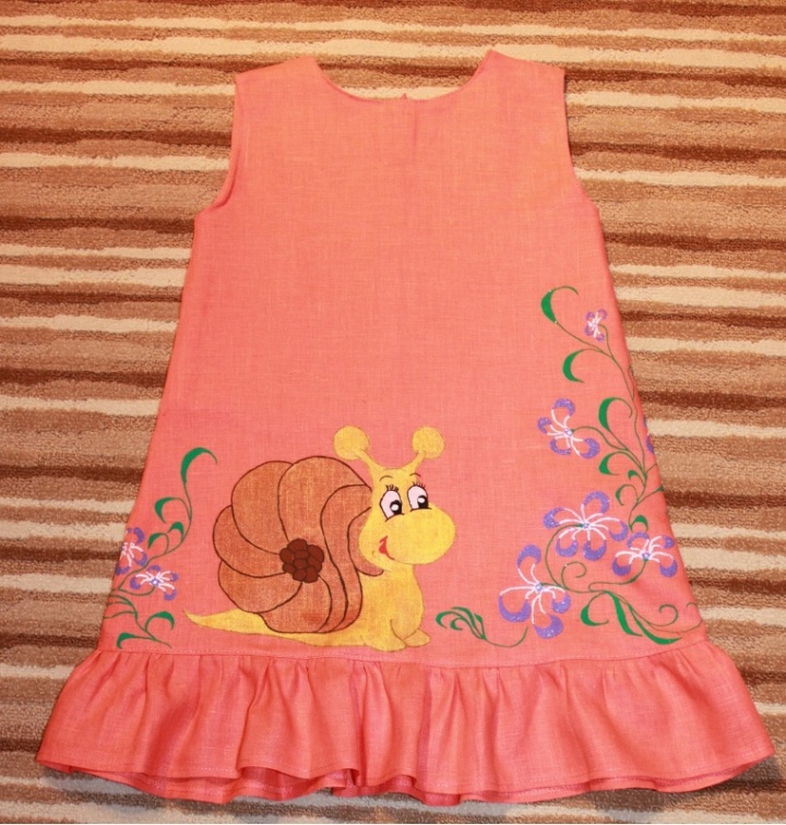 Childrens dress " snail "