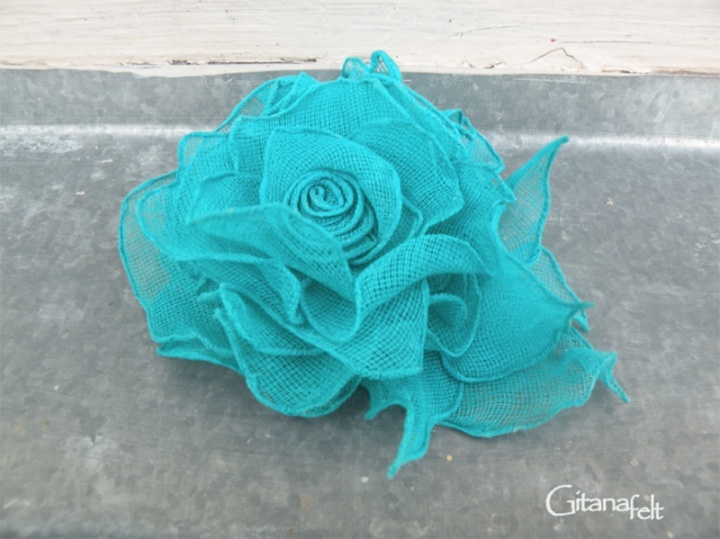 Brooch " Turquoise blue "