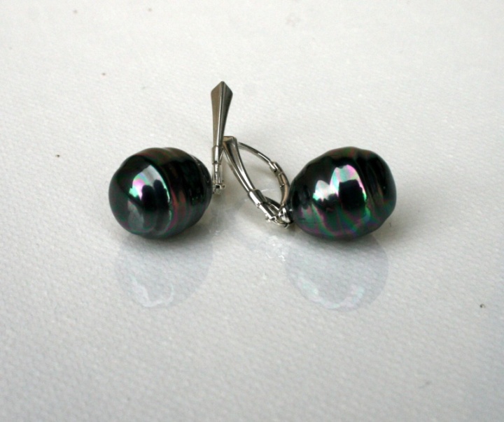 Earrings " Blue Pearls " picture no. 2