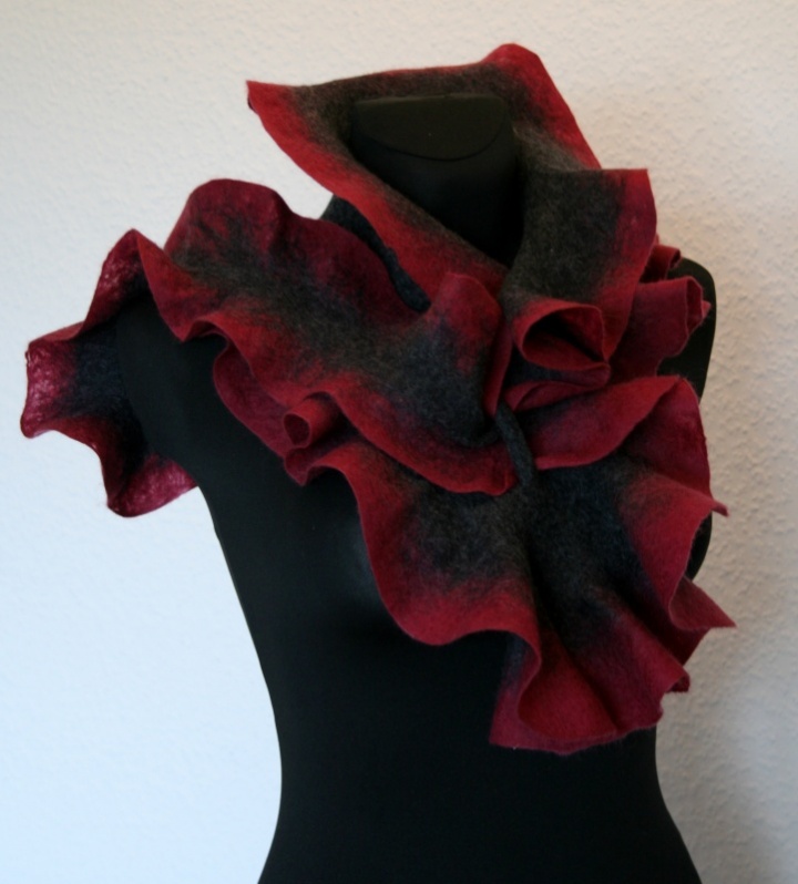 Scarf " Romance " picture no. 2