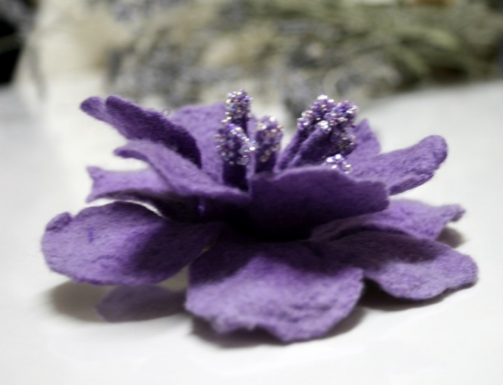 Brooch " lavender fragrance " picture no. 2