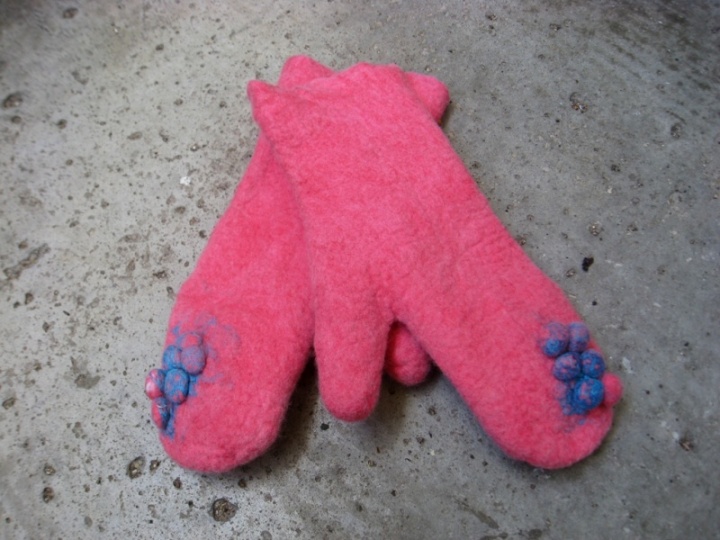 Pink gloves