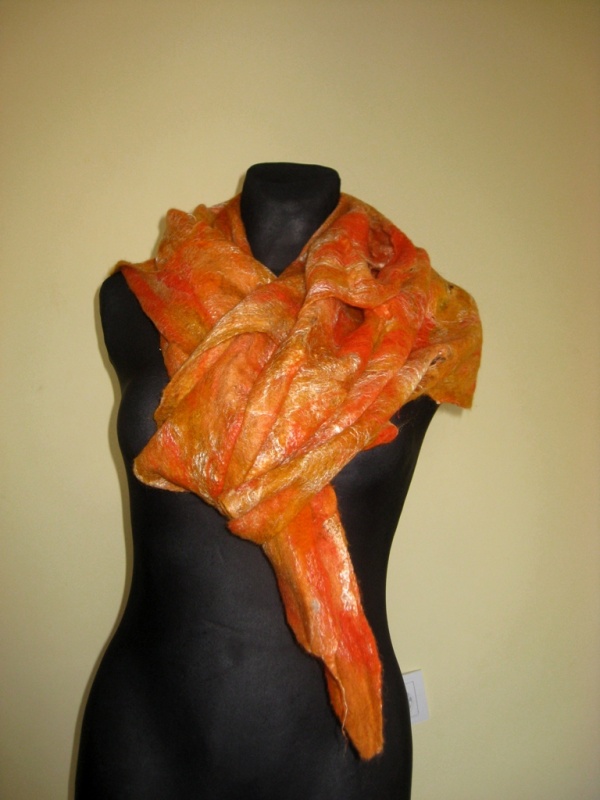 Orange scarf cloak picture no. 2