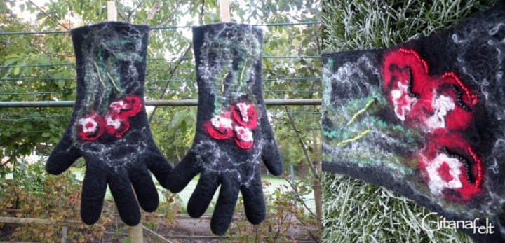 Felt gloves