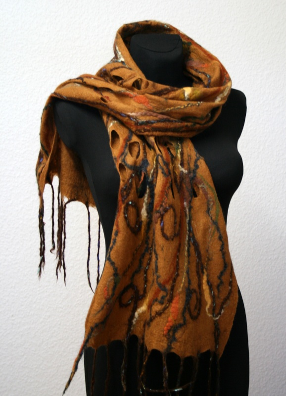 Scarf " Rudutis "