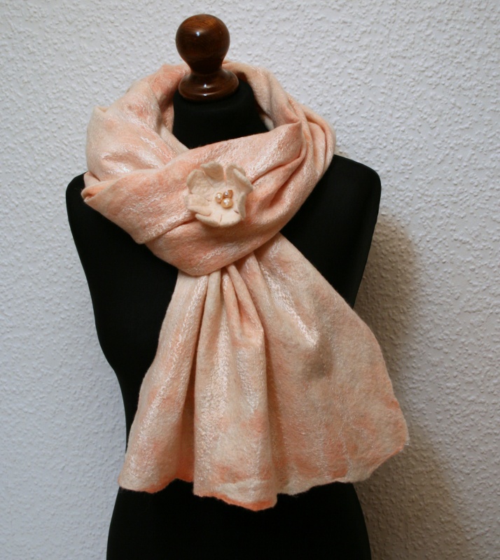 Scarf " Peach blossom " picture no. 2