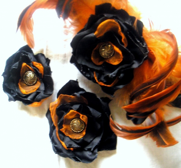 Retro Flower - Brooch